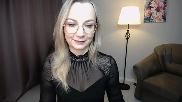 Ava Elior online show from November 21, 2025, 6:12 am