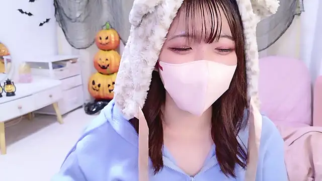 Snapshot of AKO_o0 chatting on October 22, 2025, 8:03 am AKO o0 online show from October 22, 2025, 8:03 am