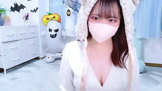 Snapshot of AKO_o0 chatting on October 26, 2025, 9:37 am AKO o0 online show from October 26, 2025, 9:37 am