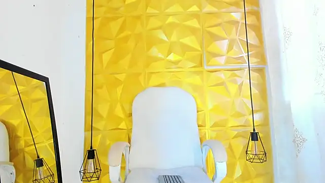 Snapshot of Annie_Addyson chatting on September 10, 2025, 10:21 pm Annie Addyson online show from September 10, 2025, 10:21 pm