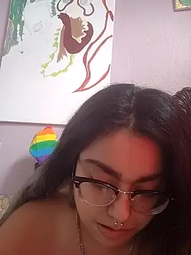 Snapshot of Lovelyrainn chatting on November 17, 2025, 3:18 pm Lovelyrainn online show from November 17, 2025, 3:18 pm