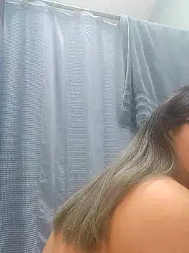 Snapshot of Lovelyrainn chatting on November 20, 2025, 5:56 pm Lovelyrainn online show from November 20, 2025, 5:56 pm