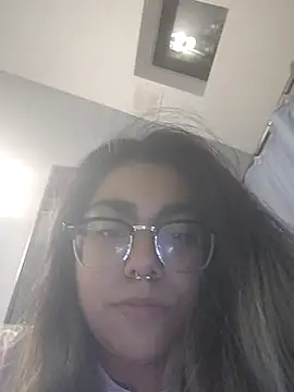 Snapshot of Lovelyrainn chatting on November 23, 2025, 11:43 am Lovelyrainn online show from November 23, 2025, 11:43 am