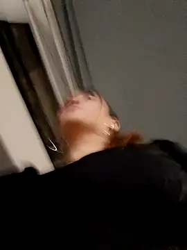 miss berlyn online show from November 4, 2025, 12:21 am