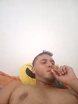 Snapshot of Hotguys111 chatting on October 28, 2025, 5:11 am Hotguys111 online show from October 28, 2025, 5:11 am