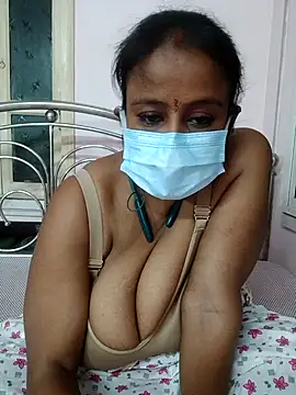 Snapshot of Barna_Love chatting on September 14, 2025, 5:45 pm Barna Love online show from September 14, 2025, 5:45 pm