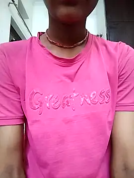 Snapshot of Naina_04 chatting on September 13, 2025, 3:28 am Naina 04 online show from September 13, 2025, 3:28 am