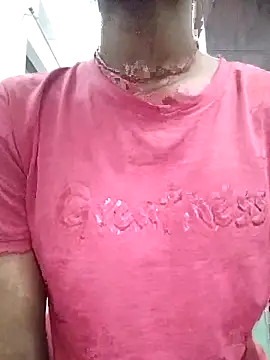 Snapshot of Naina_04 chatting on September 27, 2025, 4:34 pm Naina 04 online show from September 27, 2025, 4:34 pm