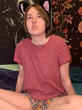 angelbliss10100 online show from November 21, 2025, 2:38 pm