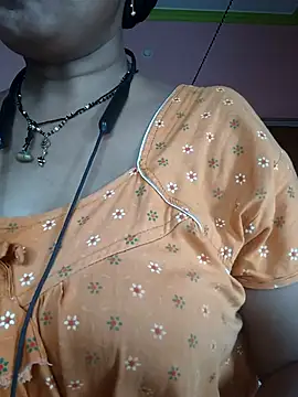 Sonalihot  online show from September 9, 2025, 4:56 am