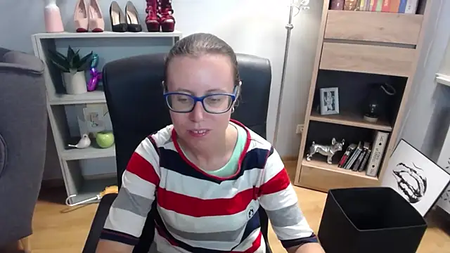 sweetxLizzy online show from September 11, 2025, 4:23 am