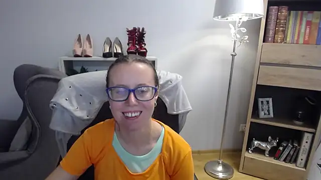 sweetxLizzy online show from September 19, 2025, 4:36 am