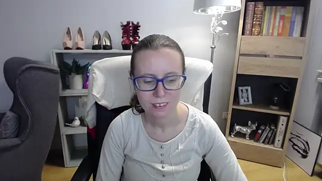 sweetxLizzy online show from November 5, 2025, 5:29 am