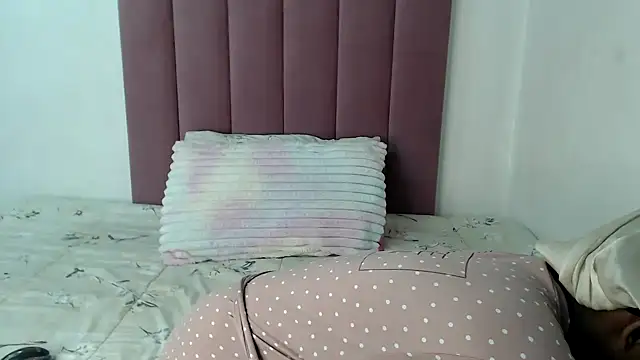 Abby 108 online show from October 10, 2025, 7:02 pm