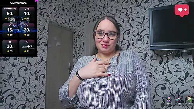 Snapshot of Margosweet777 chatting on October 20, 2025, 8:48 am Margosweet777 online show from October 20, 2025, 8:48 am