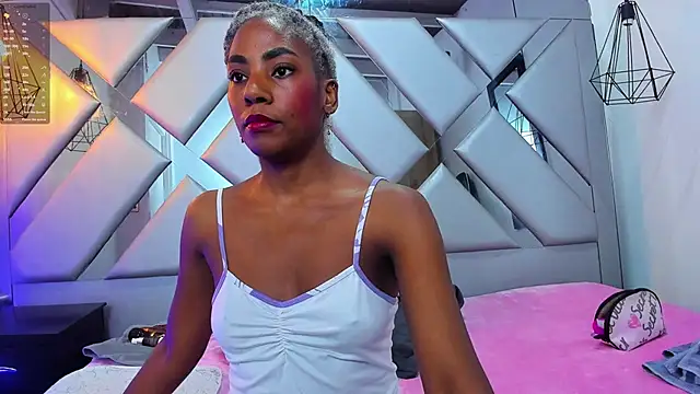 Snapshot of Lorenn_Hill chatting on September 23, 2025, 1:14 pm Lorenn Hill online show from September 23, 2025, 1:14 pm