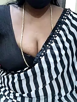 Snapshot of shobini chatting on December 2, 2025, 6:08 am shobini online show from December 2, 2025, 6:08 am