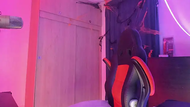 CorvisXnc0012 online show from November 2, 2025, 4:37 am