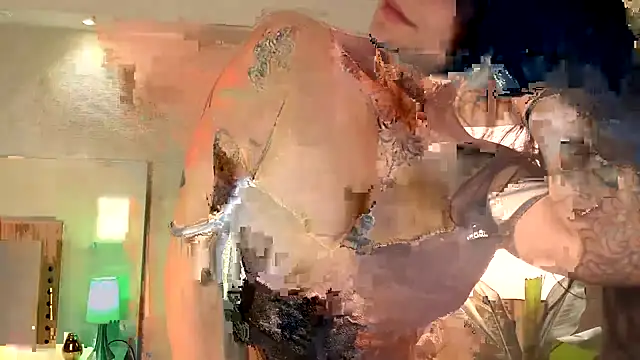 Snapshot of anne_dh chatting on September 24, 2025, 4:16 am anne dh online show from September 24, 2025, 4:16 am