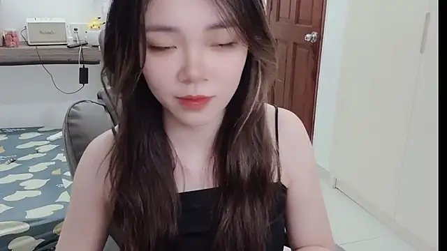   Nho   online show from December 16, 2025, 4:23 pm