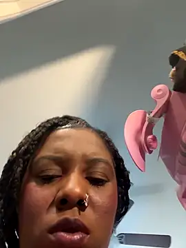 MsSuperWettt online show from September 10, 2025, 7:03 pm