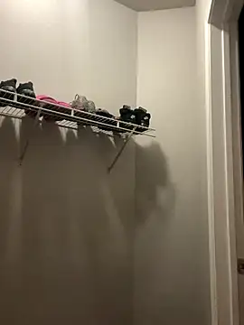 MsSuperWettt online show from October 22, 2025, 4:35 am