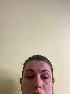 Cute Erika online show from November 19, 2025, 10:15 am