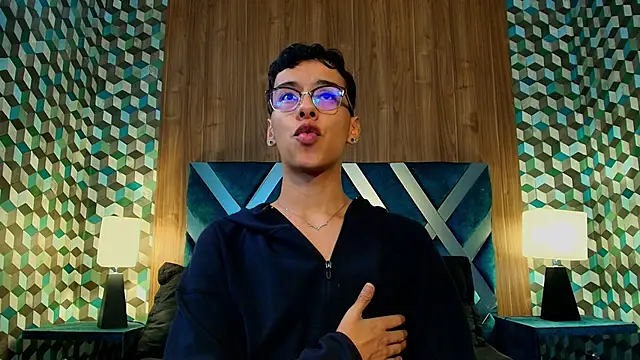 Snapshot of Aiden_Royce chatting on September 20, 2025, 3:40 am Aiden Royce online show from September 20, 2025, 3:40 am