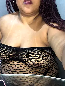 melcarioca1111 online show from October 29, 2025, 2:47 am