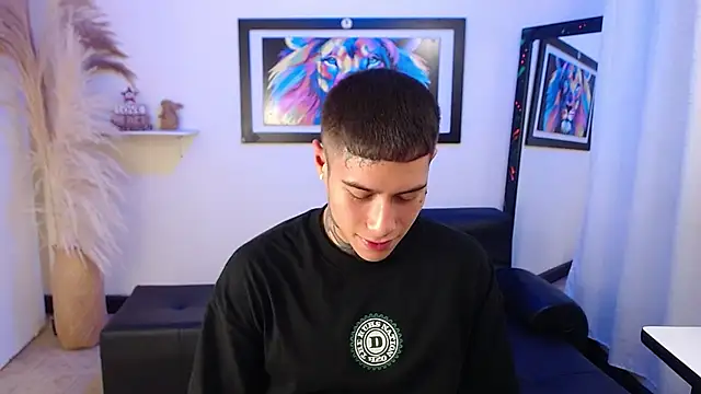 Snapshot of setthomas chatting on September 9, 2025, 9:14 pm setthomas online show from September 9, 2025, 9:14 pm