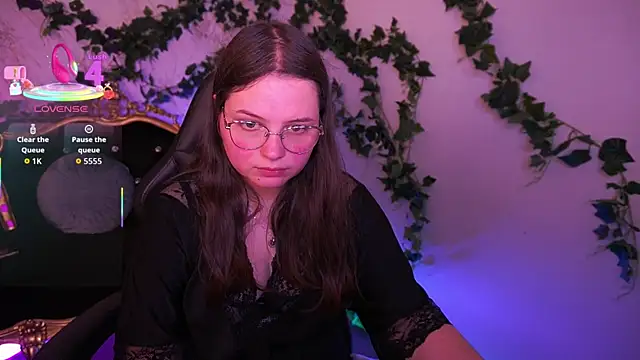 SophieDreamss online show from October 29, 2025, 2:52 pm