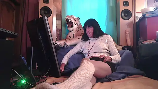 Snapshot of SissiDomination chatting on September 11, 2025, 3:56 pm SissiDomination online show from September 11, 2025, 3:56 pm