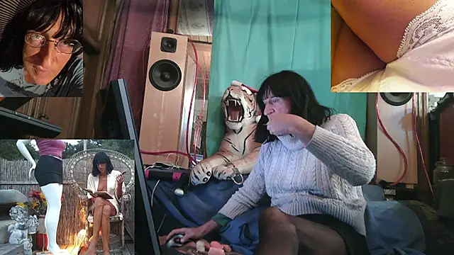 Snapshot of SissiDomination chatting on November 20, 2025, 6:07 pm SissiDomination online show from November 20, 2025, 6:07 pm