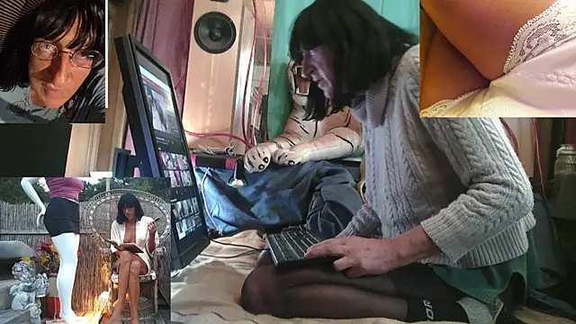 Snapshot of SissiDomination chatting on December 3, 2025, 6:50 pm SissiDomination online show from December 3, 2025, 6:50 pm