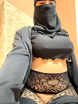  Laiali  online show from November 23, 2025, 12:16 pm