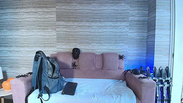 magnus serket online show from October 30, 2025, 11:33 am