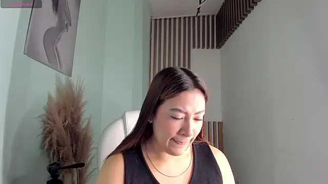 MacarenaRosse online show from September 8, 2025, 7:46 pm