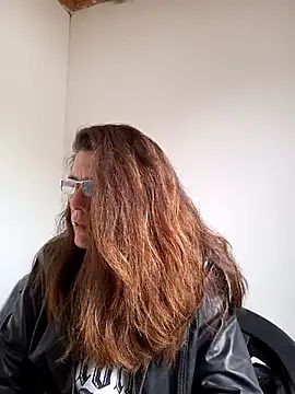 Snapshot of Merida2276 chatting on November 7, 2025, 3:01 pm Merida2276 online show from November 7, 2025, 3:01 pm