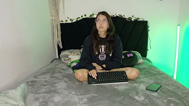 Conor Taylor online show from October 7, 2025, 3:53 pm