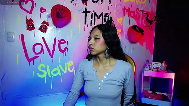 Sweettpleasure online show from October 27, 2025, 1:26 pm