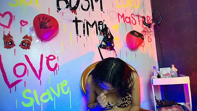 Sweettpleasure online show from October 28, 2025, 4:20 pm