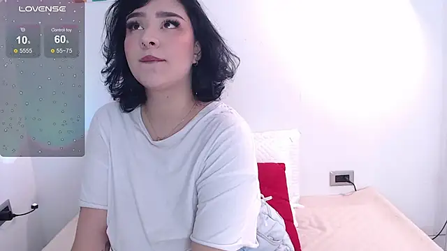 Snapshot of Annie_Villaa chatting on September 19, 2025, 4:07 pm Annie Villaa online show from September 19, 2025, 4:07 pm