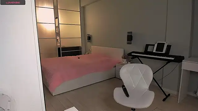 LolaVexx online show from September 23, 2025, 3:59 pm