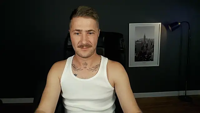 Snapshot of Mr_At_ chatting on September 19, 2025, 7:21 am Mr At  online show from September 19, 2025, 7:21 am