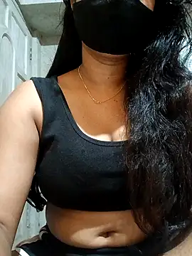 Snapshot of DiyaRoy49 chatting on November 3, 2025, 7:20 am DiyaRoy49 online show from November 3, 2025, 7:20 am