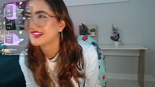 Snapshot of madame_lottie chatting on September 20, 2025, 12:39 pm madame lottie online show from September 20, 2025, 12:39 pm