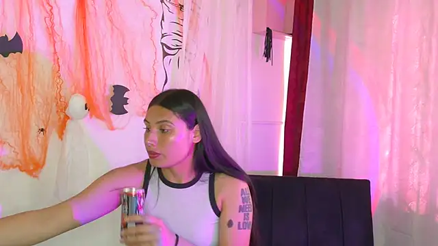 Linda andrew online show from October 23, 2025, 6:39 pm