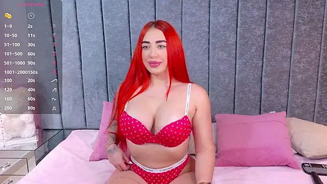 Snapshot of evelincooper_ chatting on November 15, 2025, 1:25 am evelincooper online show from November 15, 2025, 1:25 am