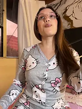 Snapshot of Harley_J_ chatting on November 3, 2025, 12:28 pm Harley J online show from November 3, 2025, 12:28 pm