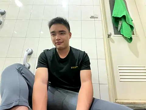 greenteazhang online show from December 1, 2025, 4:56 pm